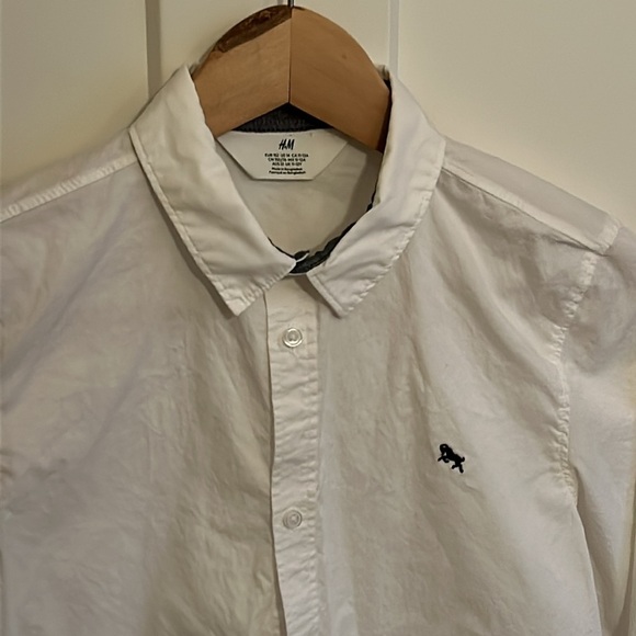 H&M white dress shirt, size 11–12 - Picture 2 of 7